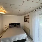 Gaestezimmer Bad & Kueche *