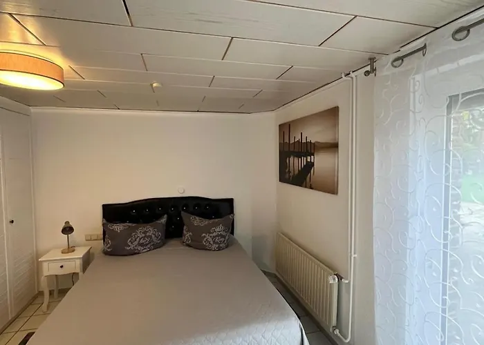 Gaestezimmer Bad & Kueche *